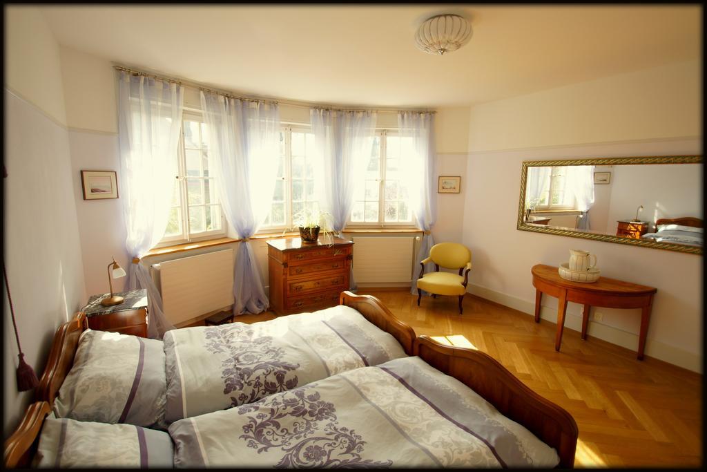 Bed And Breakfast Wildrose Bern Zimmer foto